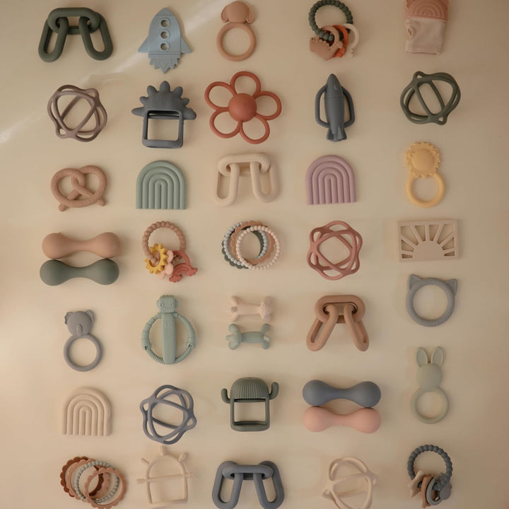 Mushie Beissring für Babys aus BPA-frei Silikon | Fördert Sehsinn &amp; Motorik Baby | Zahnen Nursing Zu