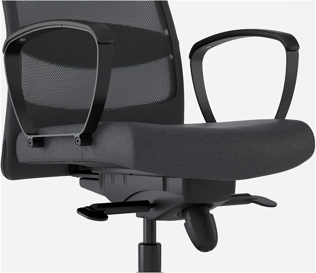 IKEA Markus Bürostuhl, passen Sie die Höhe und den Winkel dieses Stuhls an, damit sich Ihr Arbeitsta