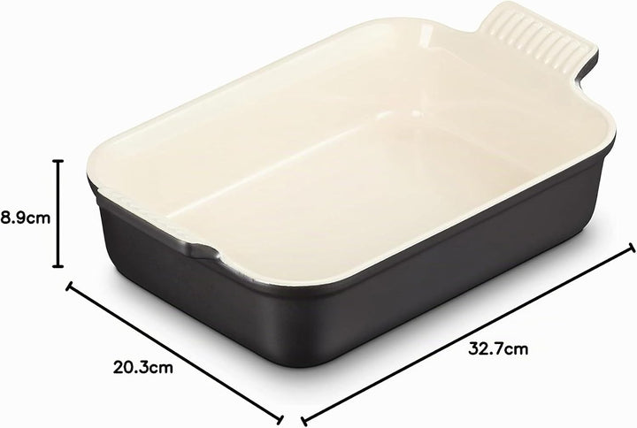 Le Creuset Rechteckige Auflaufform Tradition aus Steinzeug, 26 cm, 2.4 Liter, Schwarz glänzend, 7110