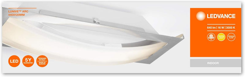 LEDVANCE LED Wand- und Deckenleuchte, Leuchte für Innenanwendungen, Warmweiss, 435,0 mm x 117,0 mm x
