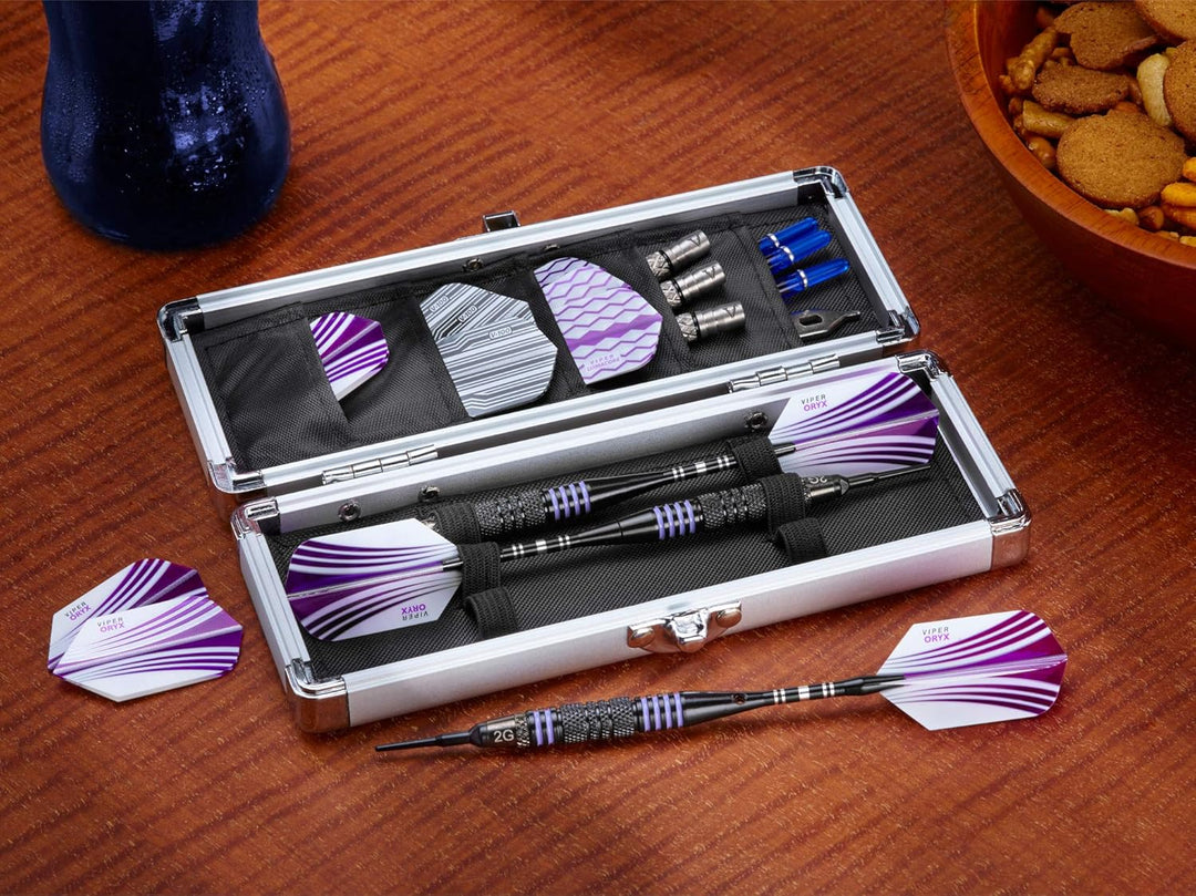 Casemaster Accolade Aluminium-Dartkoffer für 3 Stahlspitzen und weiche Dartpfeile. Schlankes Profil