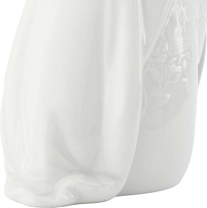 NAO Porcelain by Lladro A KISS Forever (TM) (Bride & Groom, Marriage, Wedding, Collection) 2001632
