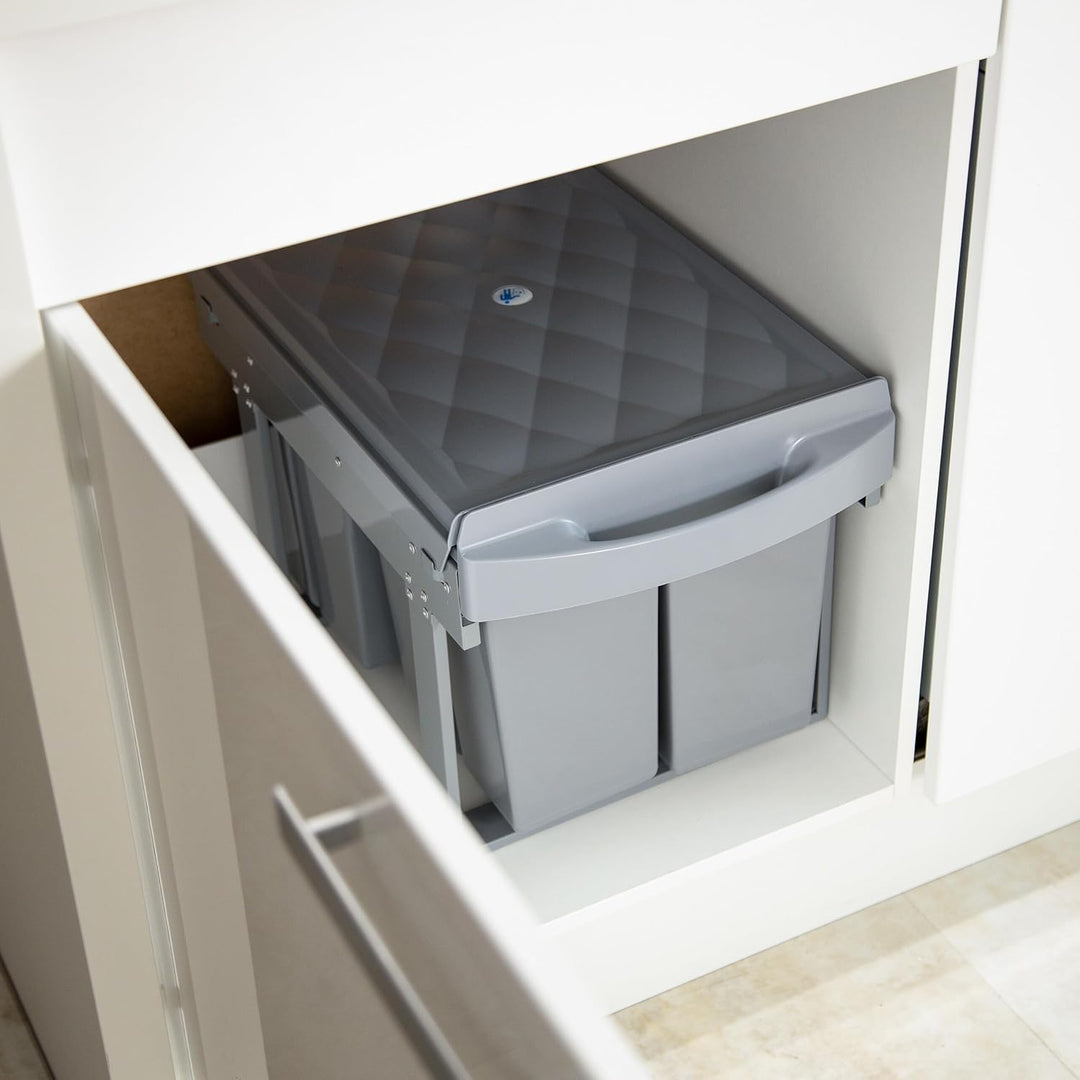 Relaxdays Einbaumülleimer 4-fach, auziehbarer Küchenmülleimer für Unterschrank, 4x 8 Liter, 34,6 x 3