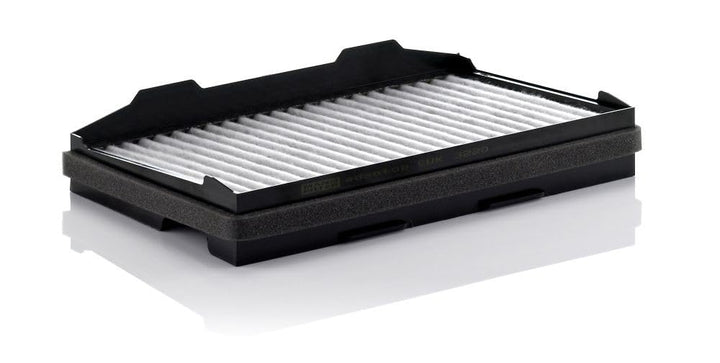 MANN-FILTER CUK 3220 Innenraumfilter – Pollenfilter mit Aktivkohle – Für PKW