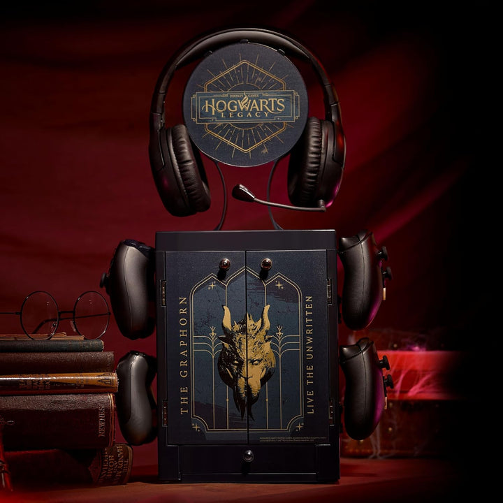 Numskull Offizielle Hogwarts Legacy Spiele-Schliessfach, Controller Halter & Headset-Ständer für PS5