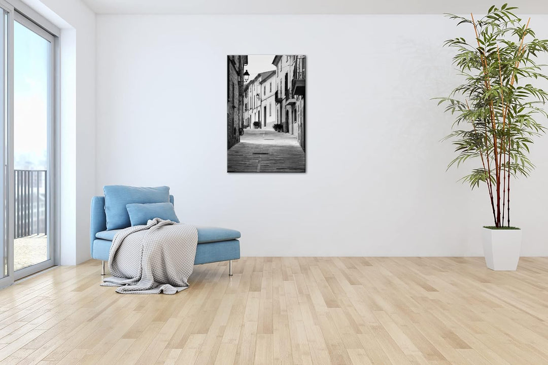 Fussweg in der Altstadt Format: 100x70 cm Effekt: Schwarz&amp;Weiss als Leinwandbild, Motiv fertig gerah