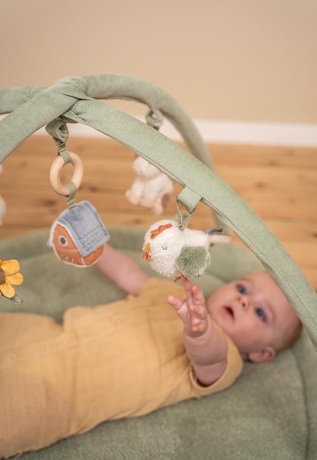 Little Dutch 8817 Activity Krabbeldecke mit Spielbogen - Little Farm