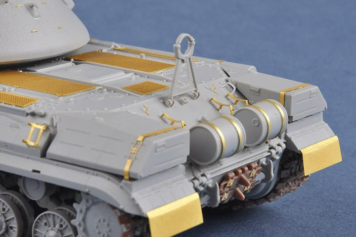 Trumpeter 05546 - Modellbausatz Soviet T-10M Heavy Tank