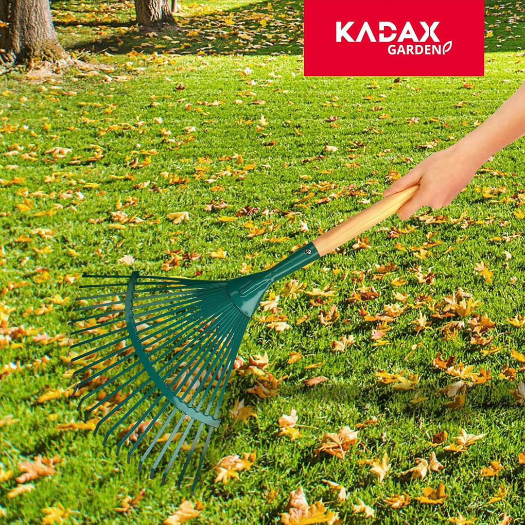 KADAX Rechen, Laubrechen für Damen, Harke mit langem Stiel aus Holz, Laubfächer für Garten, Bequeme