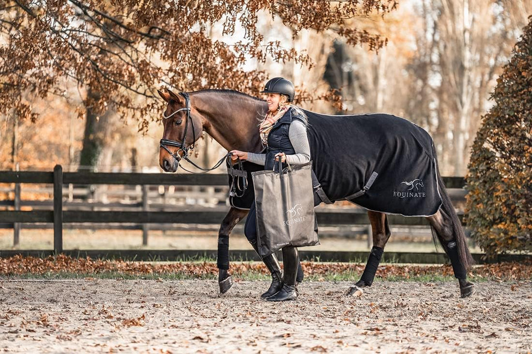 Equinate Reitpad Toledo aus Mikrofaser Schwarz - Bareback Pad mit pflegeleichter Neopren Unterseite