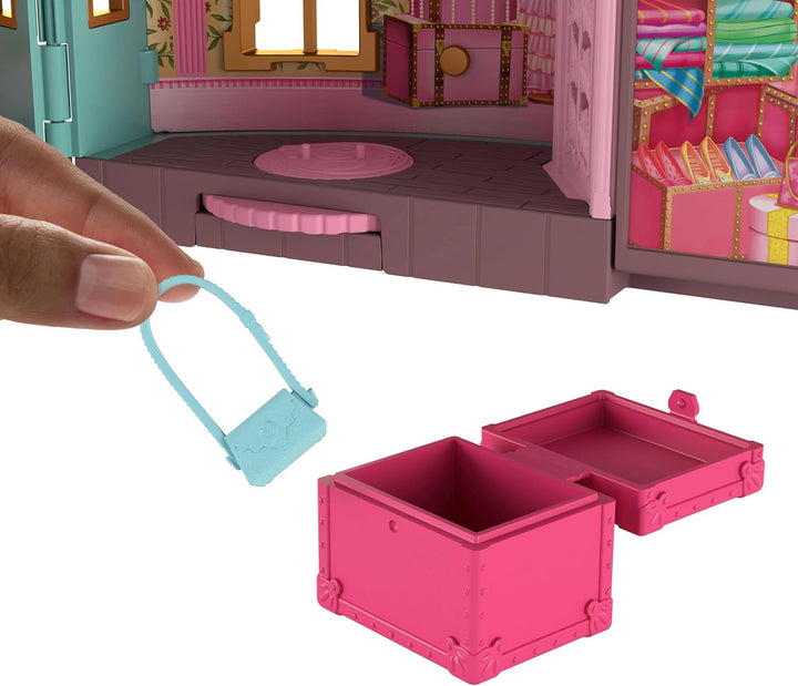 Mattel Universal Pictures Wicked Zimmer-Spielset „Heissgeliebt“ mit Kleiner Puppe und 3 Spielbereich