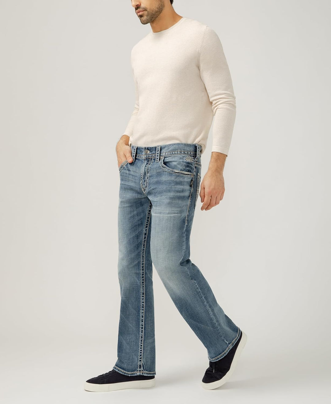 Silver Jeans Co. Herren Men's Zac Relaxed Fit Straight Leg Legacy Jeans 28W / 32L Helles Indigoblau,