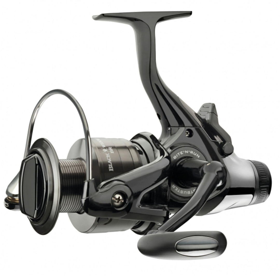 Daiwa - Black Widow Baitrunner/Freespool Rollen Grössen 3500A/4000A/4500A/5000A Karpfen Hecht Lachs