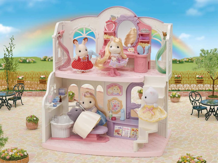 Sylvanian Families 5643 Pony Friseursalon mit Figur - Puppenhaus Spielset, einzelverpackt, 26 x 28.5