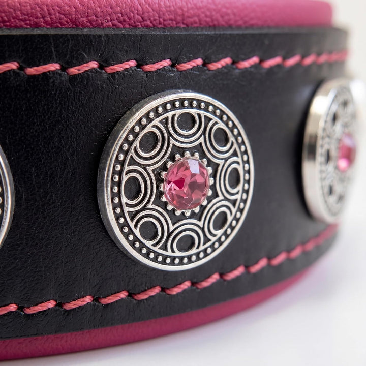 Bestia Pet BC1LPK1 Bijou Lederhalsband, Handarbeit, Top Qualität, 5 cm breit, L, schwarz und pink, L