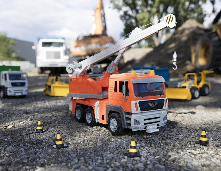 Driven Grosser Kranwagen 47 cm – Mit Lichtern, Geräuschen und beweglichem Arm – LKW Spielzeug ab 3 J