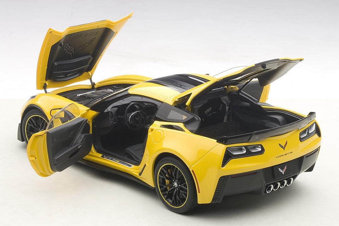 AUTOart – 71260 – Modellbau – Chevrolet Corvette C7 Z06 C7R Edition – 2015 – Echelle 1/18, gelb/schw