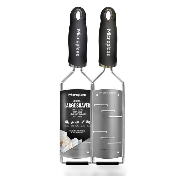 Microplane Grosse Raspel Küchenreibe für Hartkäse, Schokolade und Trüffel in Schwarz mit Edelstahlkl