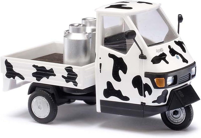 BUSCH 60004 - Piaggio Ape 50 mit Kuhflecken Massstab 1:43