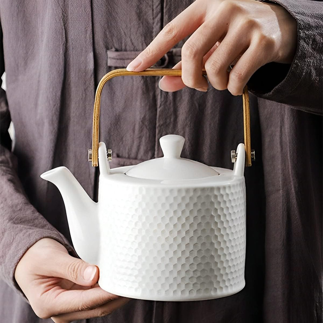 Teekanne Keramik Weiss, Japanisches Tee Set Vintage, Porzellan Teeservice mit Sieb 900ml mit 4 Teeta