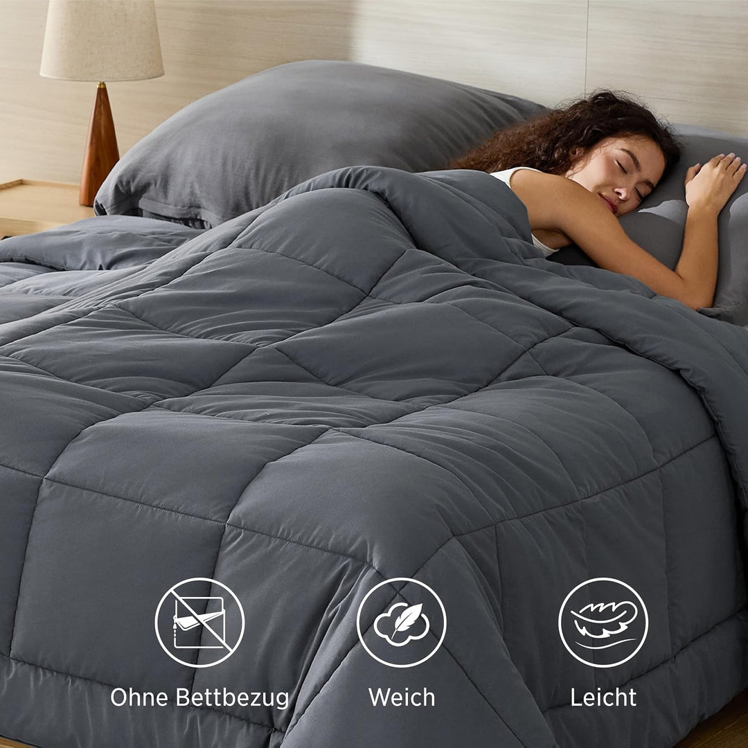 BEDSURE Bettdecke 135x200 Ganzjahresdecke 4 Jahreszeiten, Steppdecke für Allergiker 300GSM Duvet 135