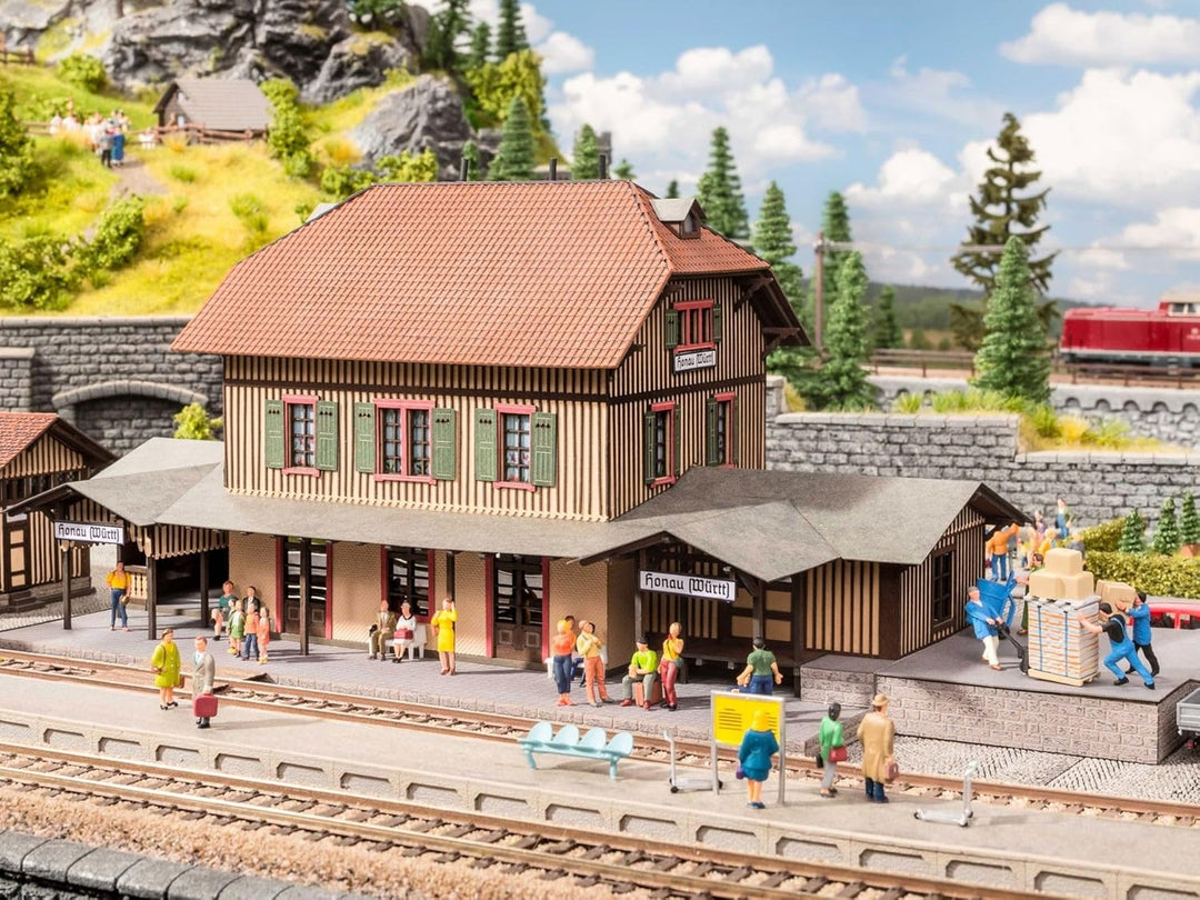 Noch Bahnhof ” Honau”
