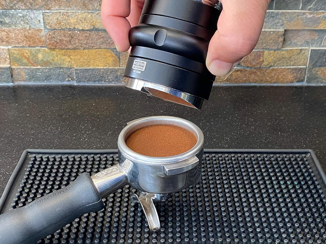 scarlet espresso | Doppel Distributor und Tamper »Doppio« 2 in 1 Levelling Tool Nivellierwerkzeug fü