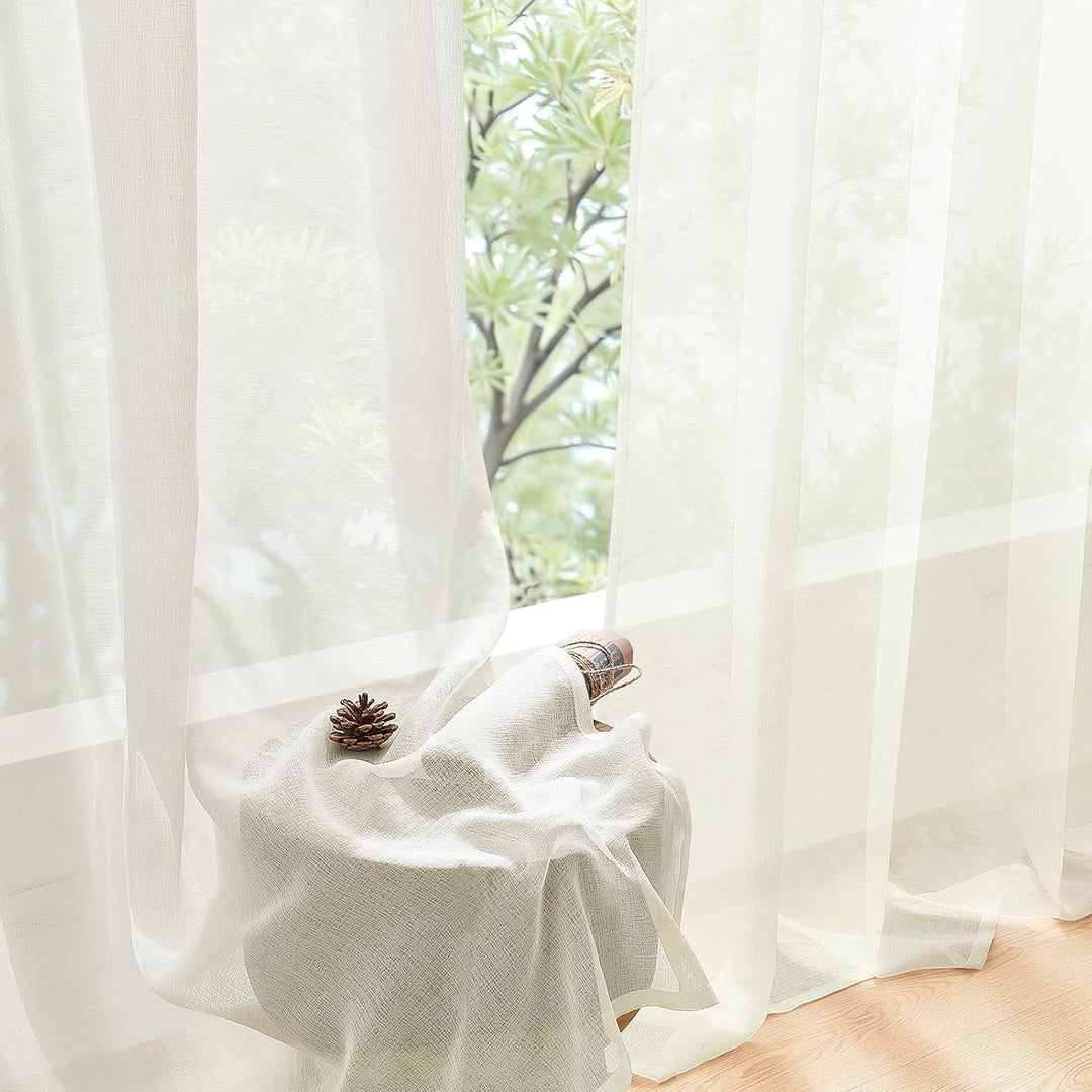 MRTREES Gardinen mit Ösen Vorhang Creme 2er Set, 145 cm Lang 140 cm Breit, Kurze Fenster Gardine Tra