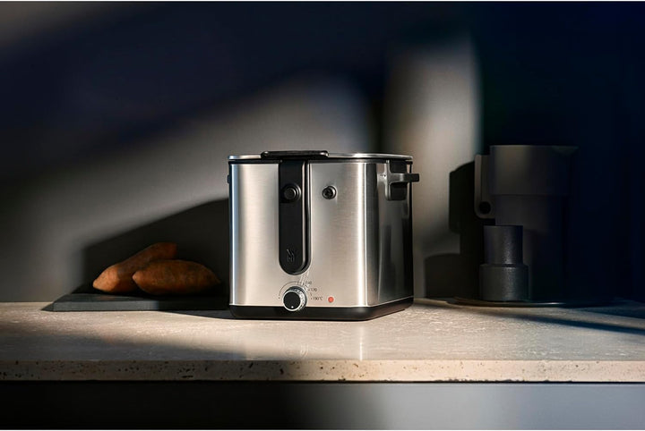 WMF Küchenminis Mini Friteuse mit Fett/Öl, mini Fritteuse mit Kartoffelschneider, 1000 W, herausnehm