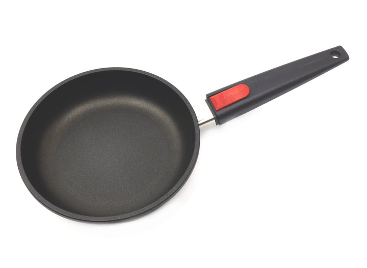 Woll NTI01 Bratpfanne Nowo Titanium Induction 20 cm 5 cm hoch Jubiläumsangebot