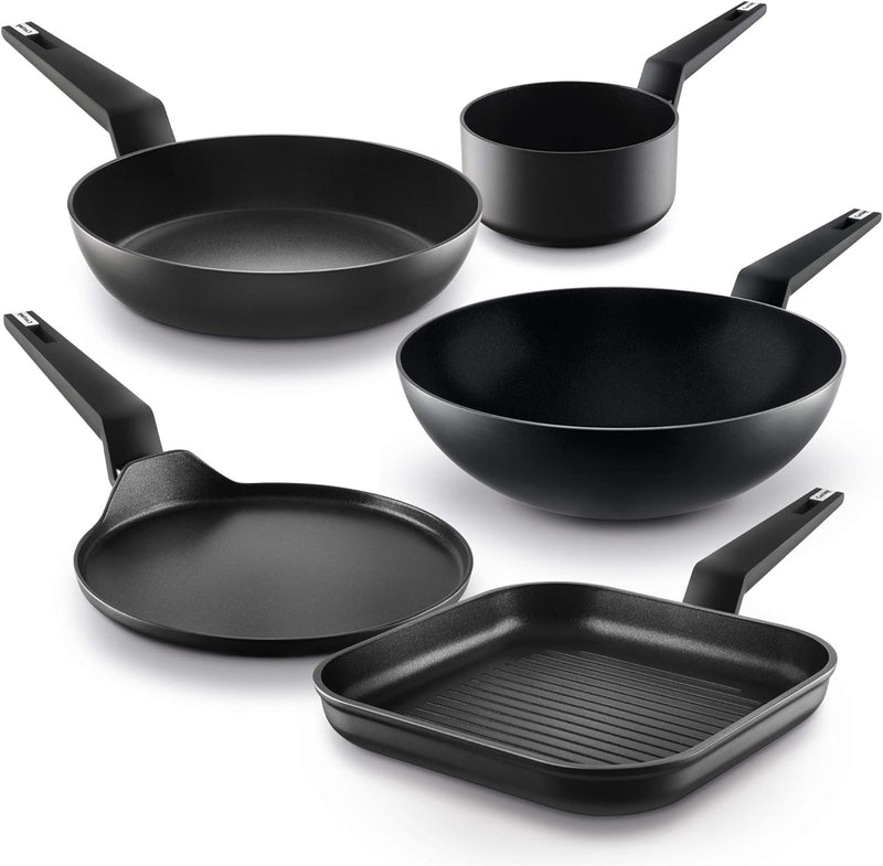 CASTEY WOK FULL INDUCTION CON MANGO NEGRO 28 CM