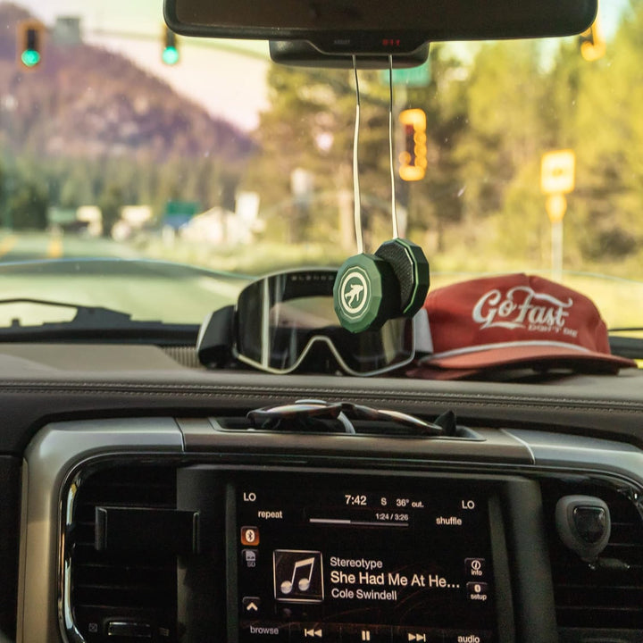 Outdoor Tech Chips 3.0 Helm Lautsprecher mit Bluetooth für kabelloses Helm Audio und Musik für Schne