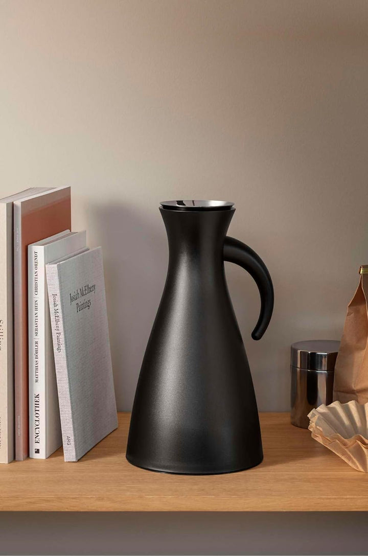 EVA SOLO | Isolierkanne 1,0l Mattblack | 100% tropffreie | Matt Schwarz, Matt Schwarz
