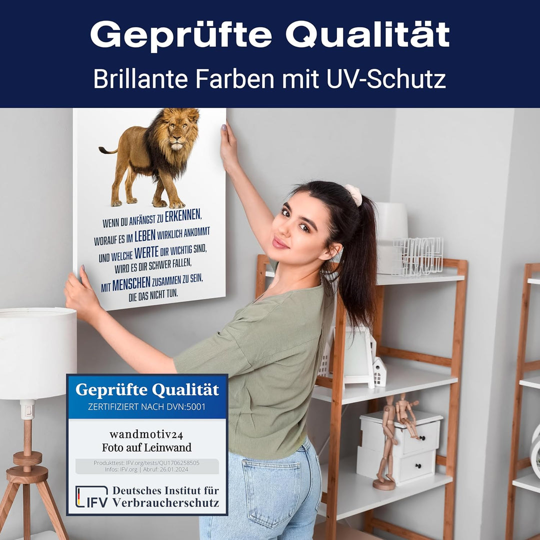 wandmotiv24 Motivations Motiv als Leinwandbild, 40x30cm, Hochformat, Werte, Löwe, Weiss, Blau, Tier,