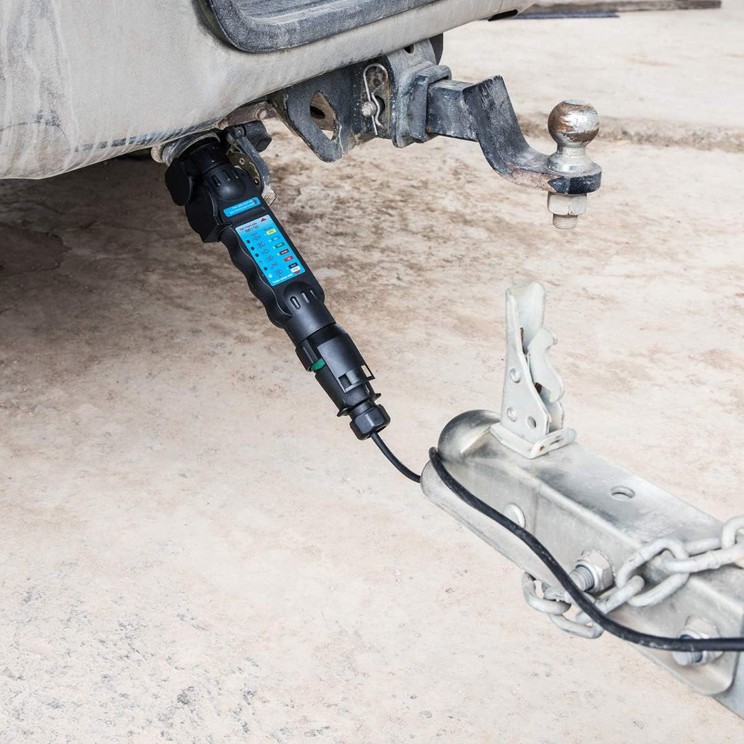 Navaris 7 Pin Anhänger Tester Prüfgerät - mit 13 zu 7 Pol und 7 zu 13 Pol Adapter - Anhängersteckdos