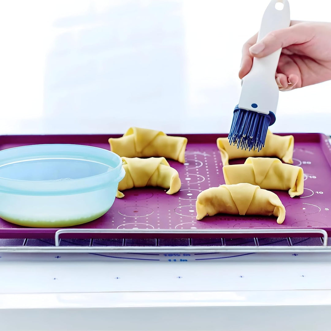 Tupperware Backen Silikon-Pinsel Weiss-lila Backpinsel Pinsel Backhelfer Profipinsel 38651