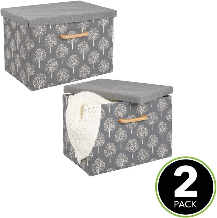 mDesign 2er-Set Aufbewahrungsbox – weich strukturierte Stapelbox mit Deckel und Holzgriff – stabile