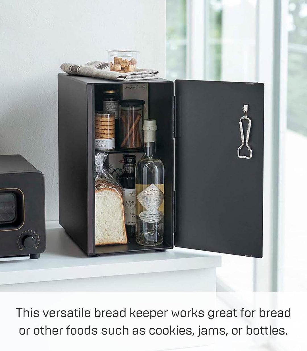 Yamazaki 5681 TOWER Brotkasten, hochkant, schwarz, Stahl, Minimalistisches Design, Schwarz