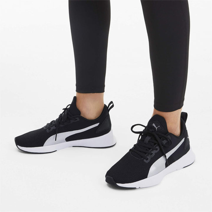 Puma Unisex Flyer RunnerTurnschuh 37 EU Puma Black Metallic Silver, 37 EU Puma Black Metallic Silver