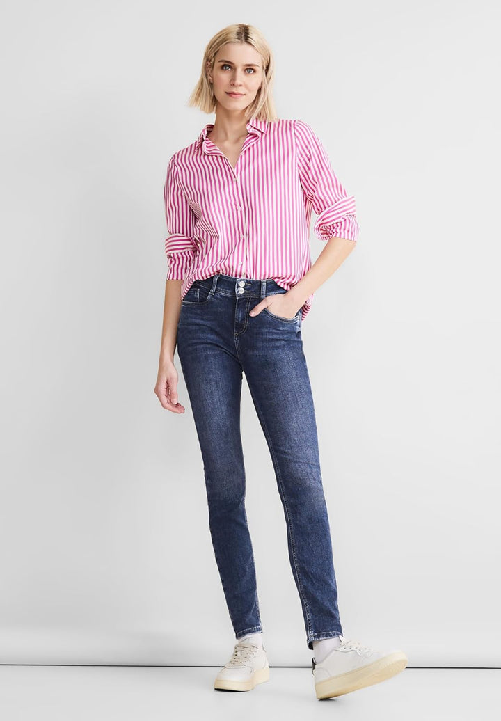 Street One Damen Slim Fit Jeans 25W / 32L Brilliant Indigo Random Wash, 25W / 32L Brilliant Indigo R