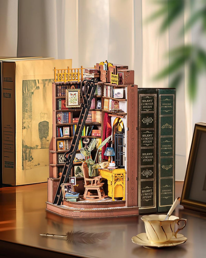 Rolife Book Nook Kit für Erwachsene DIY Miniature House mit Licht Silent Corner Study Booknook Bausa