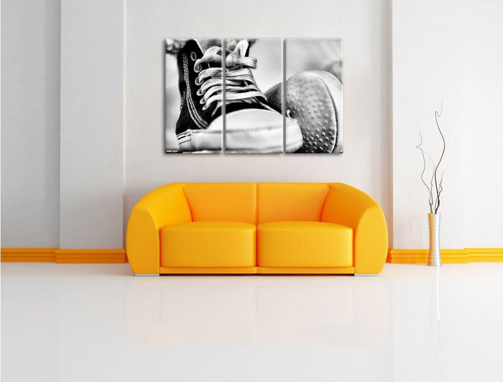 Pixxprint Trendige Schuhe / 3-Teilig/Gesamtmass 120cm Leinwandbild bespannt auf Holzrahmen/Wandbild