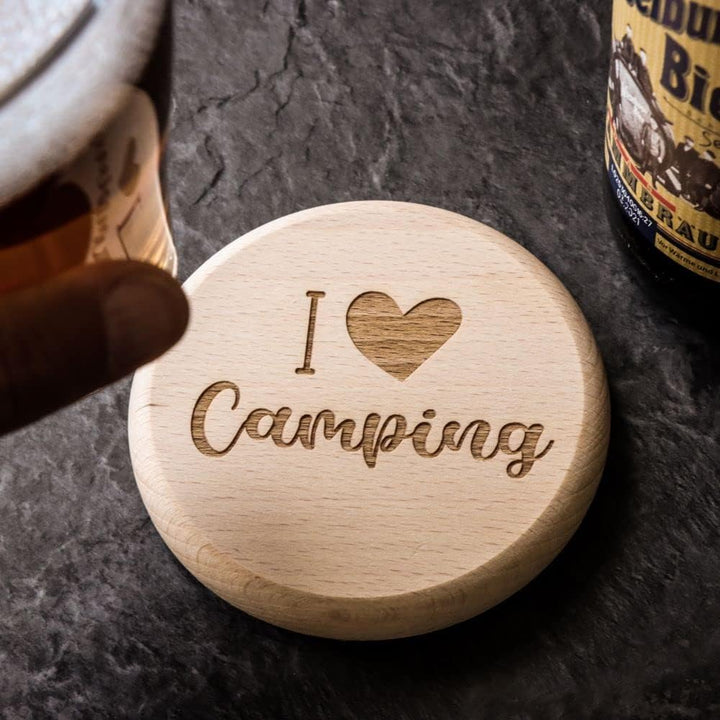 Spruchreif · Bierdeckel mit Camping-Sprüchen aus hochwertigem Buchenholz · 2in1 Untersetzer und Deck
