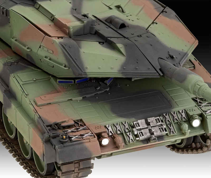 Revell Modellbausatz I Leopard 2 A6M+ I Detailreicher Level 5 Panzerbausatz I 250 Teile I Massstab 1