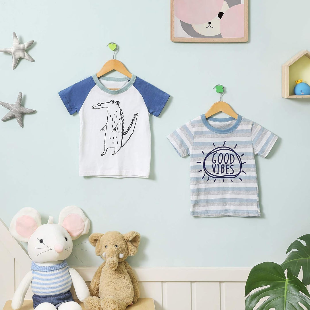 SONGMICS Kinder-Kleiderbügel aus Massivholz, 10 Stück, mit Aufhängeleiste, rutschfest, Kerben, drehb