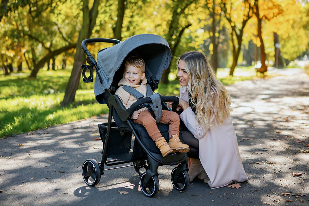 4BABY Rapid, Kinderwagen, Sportwagen, Ein grosser, leichter Kinderwagen, Griffhöhenverstellung, Bein