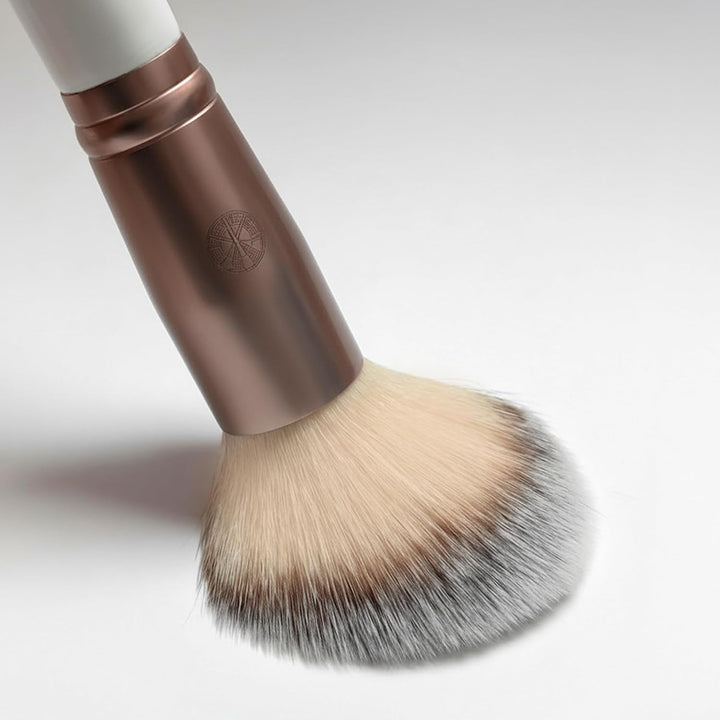 Make-up Pinselset Luvia, Prime Vegan Pro, 12 Schminkpinsel inkl. Pinselaufbewahrung, Blender Schwamm