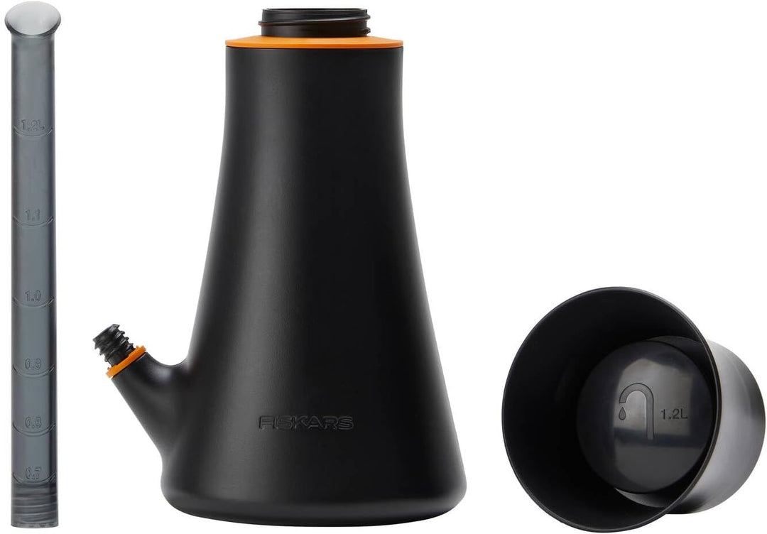 Fiskars Giesskanne mit Deckel, 1,2 l, Ohne Abnehmen des Deckels befüllbar, Höhe: 25,8 cm, Schwarz/Or