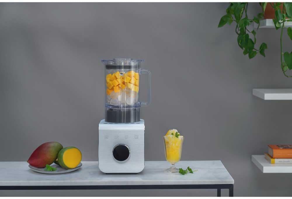 SMEG, Hochleistungsmixer BLC01BLMEU, 5 voreingestellte Programme, 9 manuelle Geschwindigkeitsstufen,