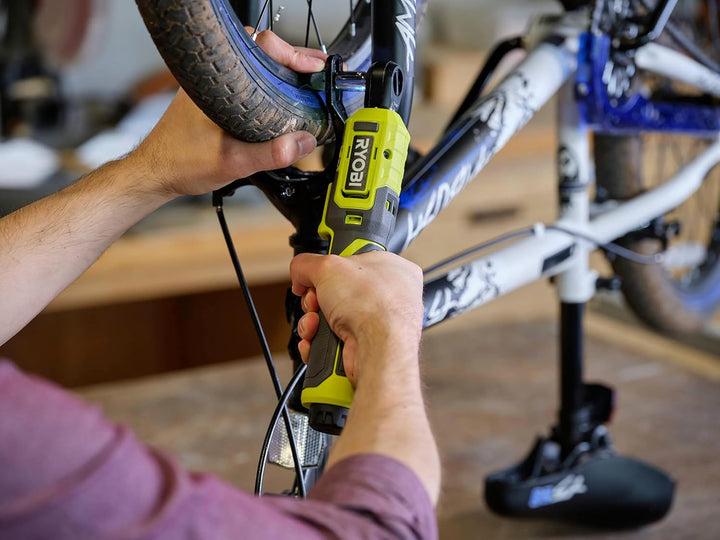 RYOBI 4 V USB-LITHIUM Akku-Ratschenschrauber RR14W4-0, 1/4 Zoll Vierkantaufnahme, ohne Akku und Lade